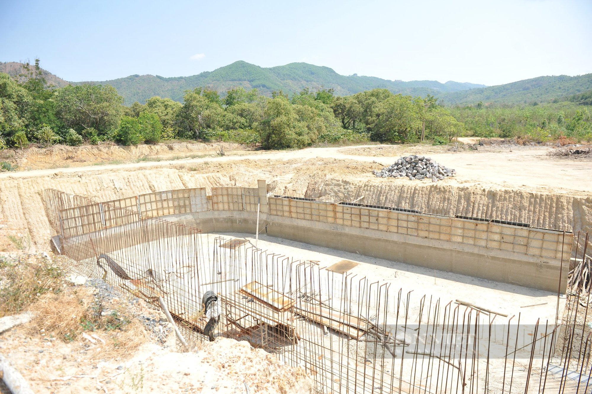 Điểm danh loạt dự án ở Đắk Lắk tạm ứng vốn hàng trăm tỷ đồng quá hạn hoàn trả - Ảnh 1.