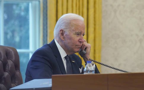 Tổng thống Biden nói chuyện với người đồng cấp Zelensky sau cuộc không kích của Nga