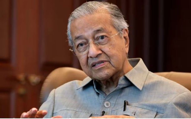 Cựu Thủ tướng Malaysia tranh cử ở tuổi 97