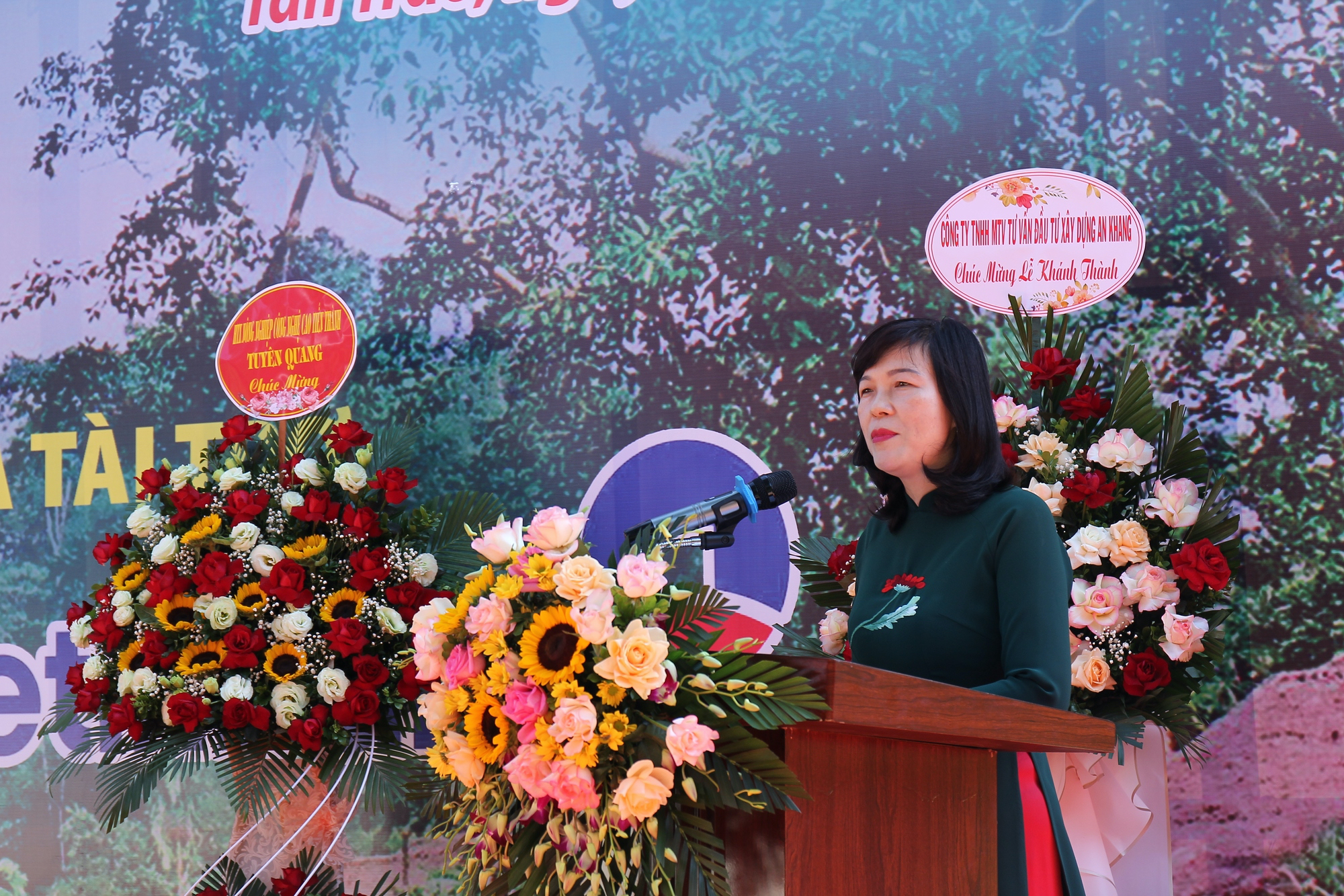 Trung ương Hội Nông dân Việt Nam tổ chức khánh thành Nhà truyền thống di tích lịch sử Ban Nông vận Trung ương - Ảnh 7.