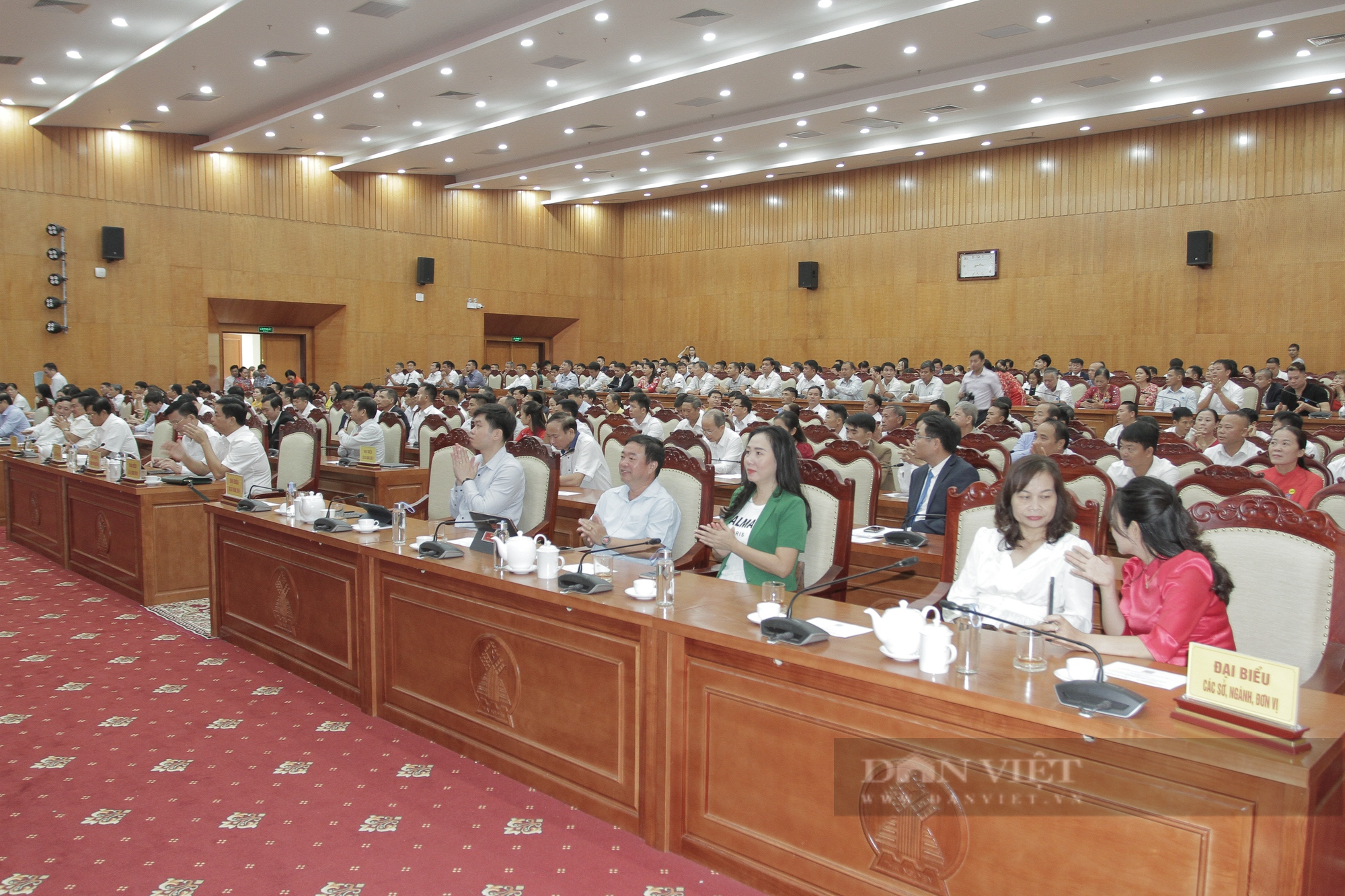 Thái Nguyên: 20 tập thể, 180 cá nhân SXKDG nhận bằng khen của Chủ tịch UBND tỉnh và BCH Hội nông dân tỉnh  - Ảnh 1.
