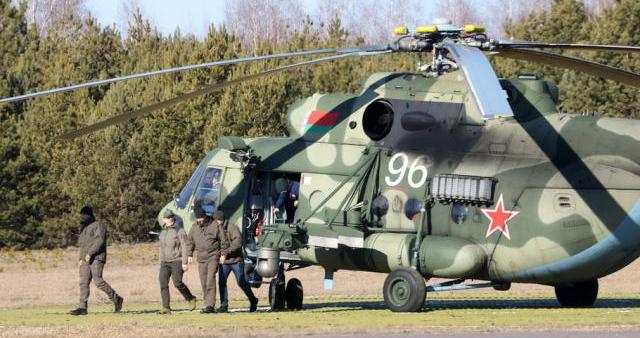 Dòng trực thăng bí ẩn Nga chuyên 'làm mù' lưới lửa phòng không Ukraine - Ảnh 17.