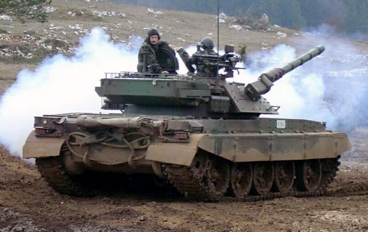 &quot;Xe tăng đồ cổ&quot; M-55S và T-62M sắp có màn đối đầu nảy lửa tại Ukraine? - Ảnh 2.