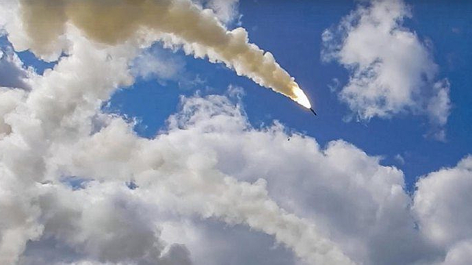 Tiết lộ số lượng và loại tên lửa chính xác cao Nga đã bắn vào Ukraine - Ảnh 1.