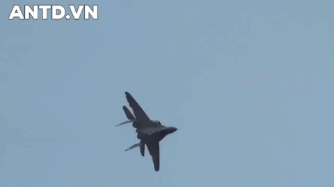 Tiêm kích MiG-29 Ukraine &quot;hạ 5 UAV Nga trước khi rơi&quot;? - Ảnh 1.