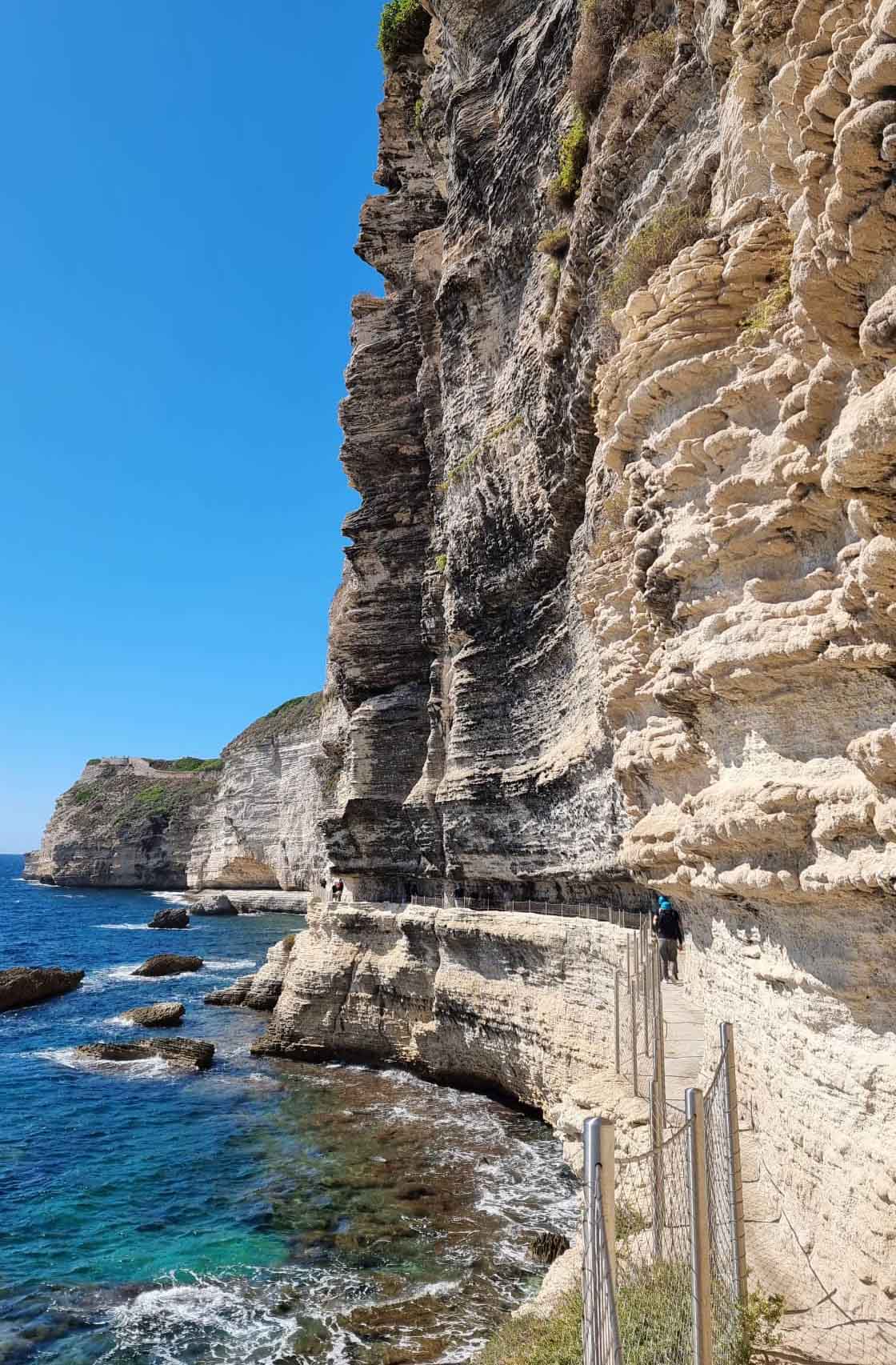Đảo Corse, vẻ đẹp yêu kiều giữa Địa Trung Hải - Ảnh 21.