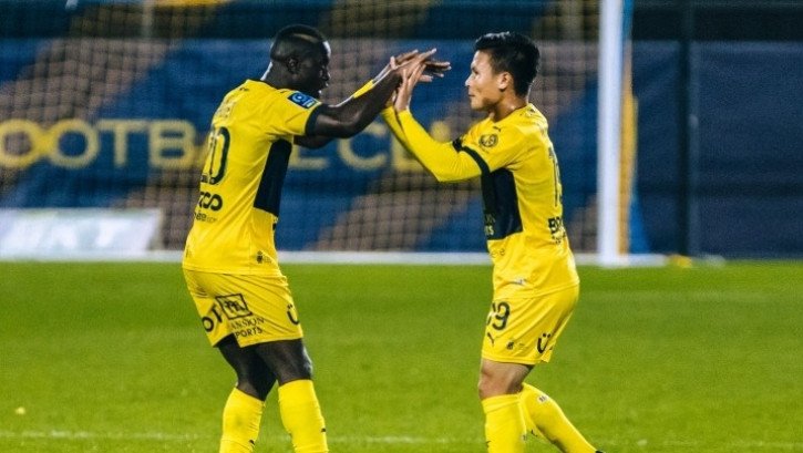 Báo Pháp gọi tên Quang Hải trước trận Pau FC gặp Annecy - Ảnh 2.
