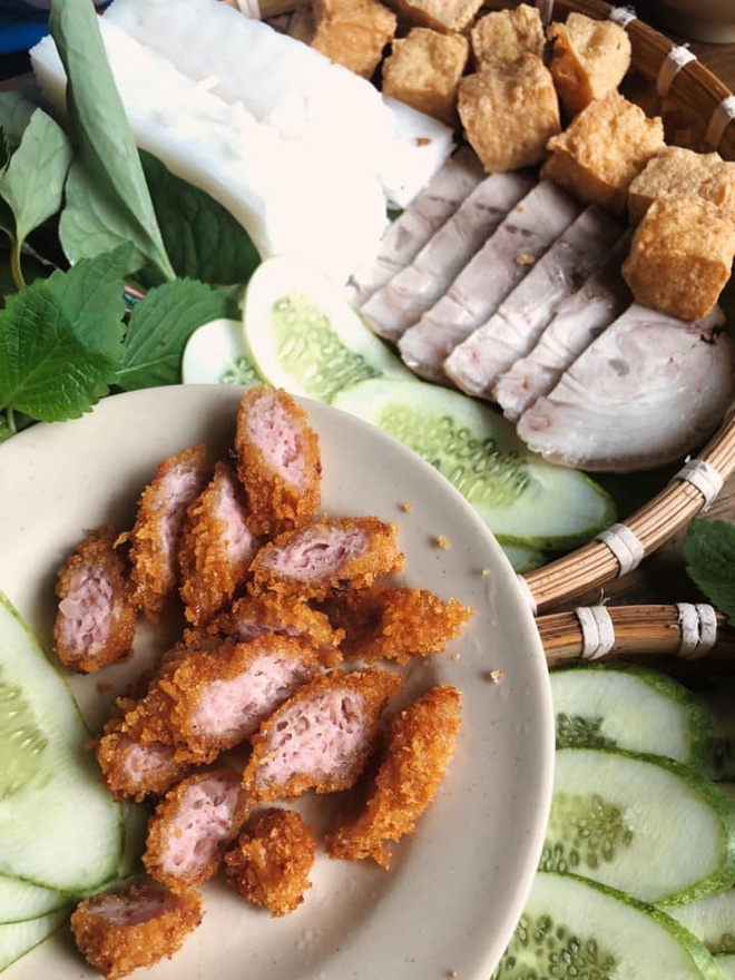 Sau bún đậu, có thêm đặc sản Hà Nội khiến ẩm thực TP.HCM “dậy sóng” - Ảnh 8.