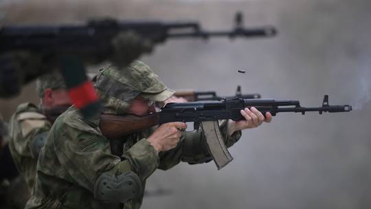 NÓNG: Tấn công khủng bố tại Nga sát biên giới Ukraine làm chết 11 người - Ảnh 1.