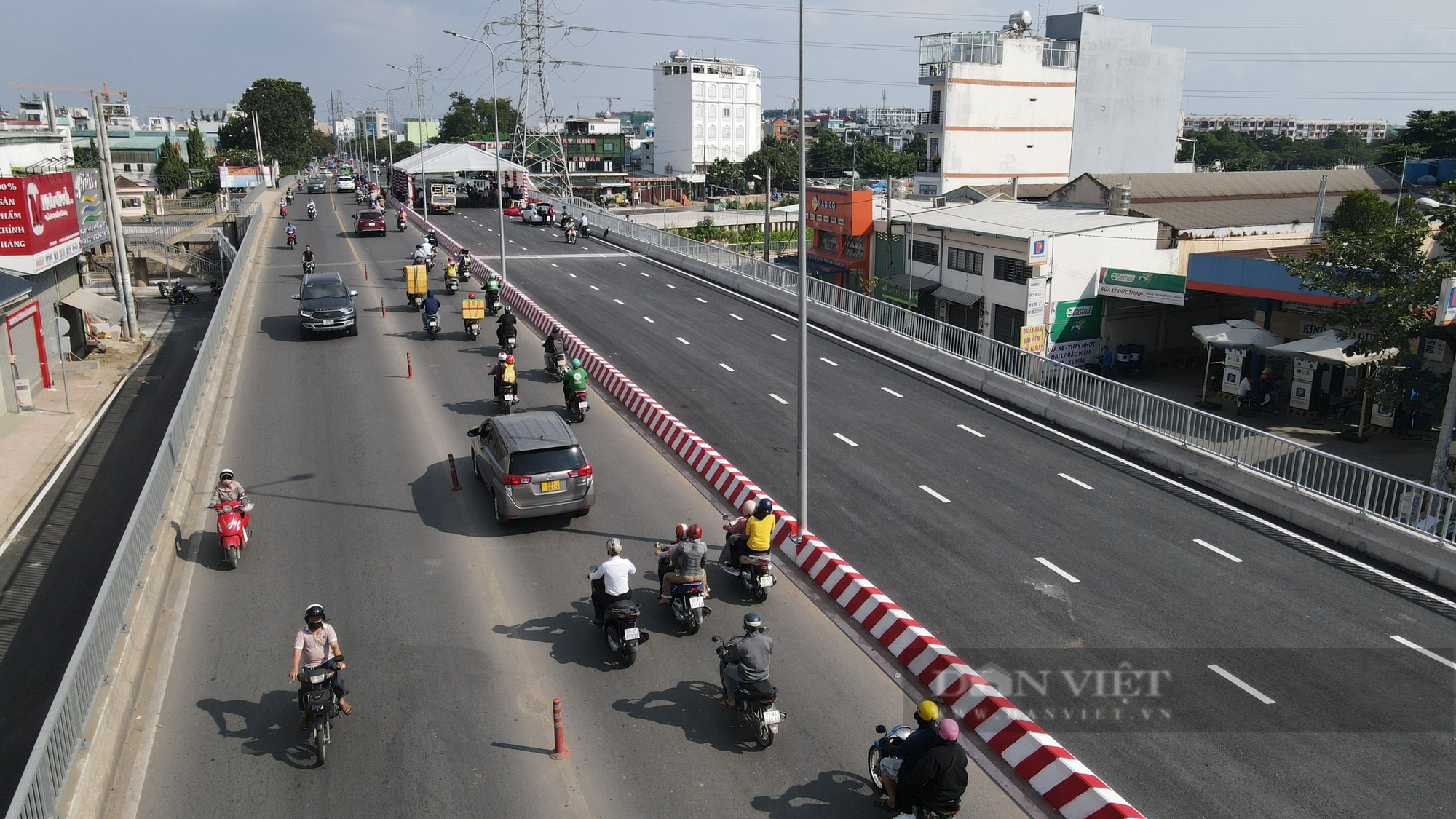 Chính thức thông xe Cầu Bưng TP.HCM: Kết nối quận Bình Tân - Tân Phú, giải quyết tình trạng ùn tắc giao thông - Ảnh 3.