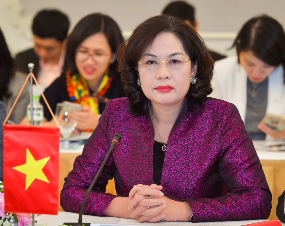 Thống đốc Nguyễn Thị Hồng: Cung về vốn bị đọng tại ngân sách Nhà nước, giảm lãi suất càng khó - Ảnh 1.
