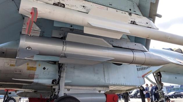 Tiêm kích Su-27 Ukraine bị Su-57 Nga bắn hạ bằng tên lửa R-37M cực mạnh? - Ảnh 12.