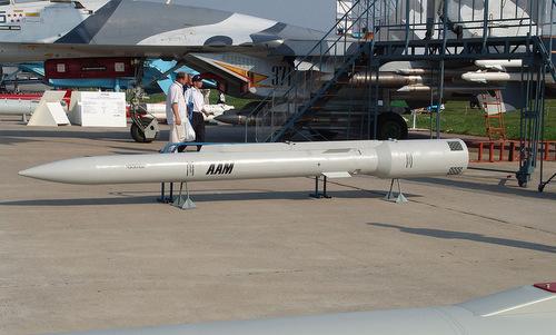 Tiêm kích Su-27 Ukraine bị Su-57 Nga bắn hạ bằng tên lửa R-37M cực mạnh? - Ảnh 13.