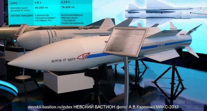 Tiêm kích Su-27 Ukraine bị Su-57 Nga bắn hạ bằng tên lửa R-37M cực mạnh? - Ảnh 16.