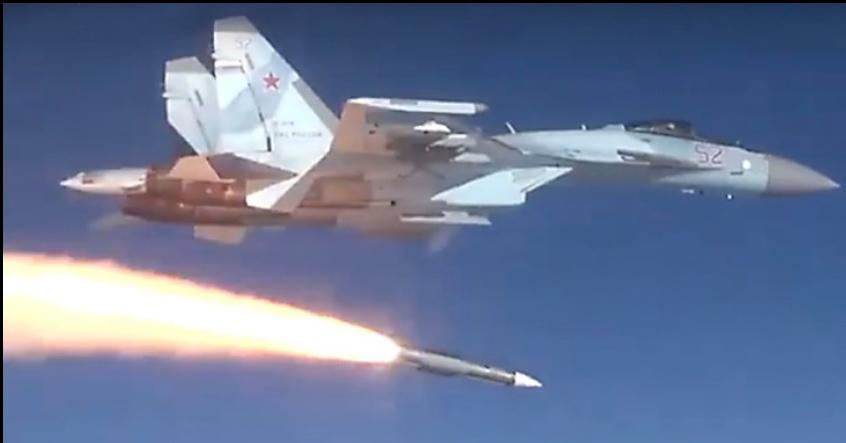 Tiêm kích Su-27 Ukraine bị Su-57 Nga bắn hạ bằng tên lửa R-37M cực mạnh? - Ảnh 18.