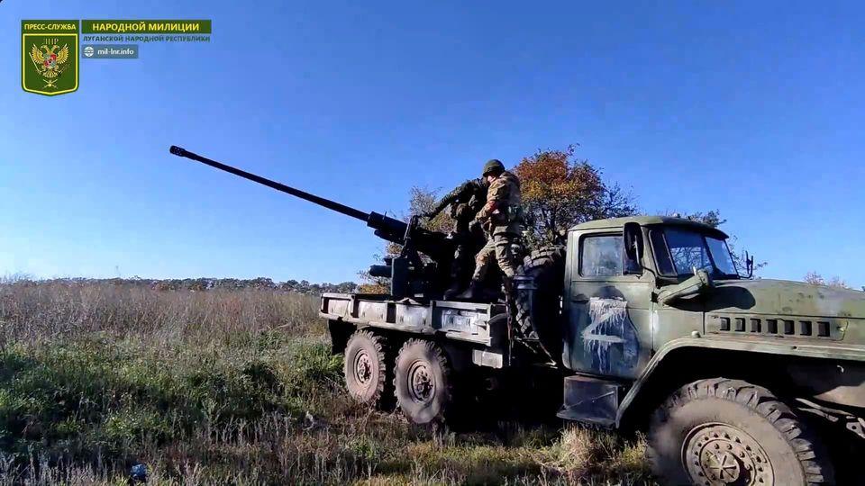 Nga tung pháo phòng không S-60 vào tấn công mục tiêu mặt đất ở Ukraine - Ảnh 4.