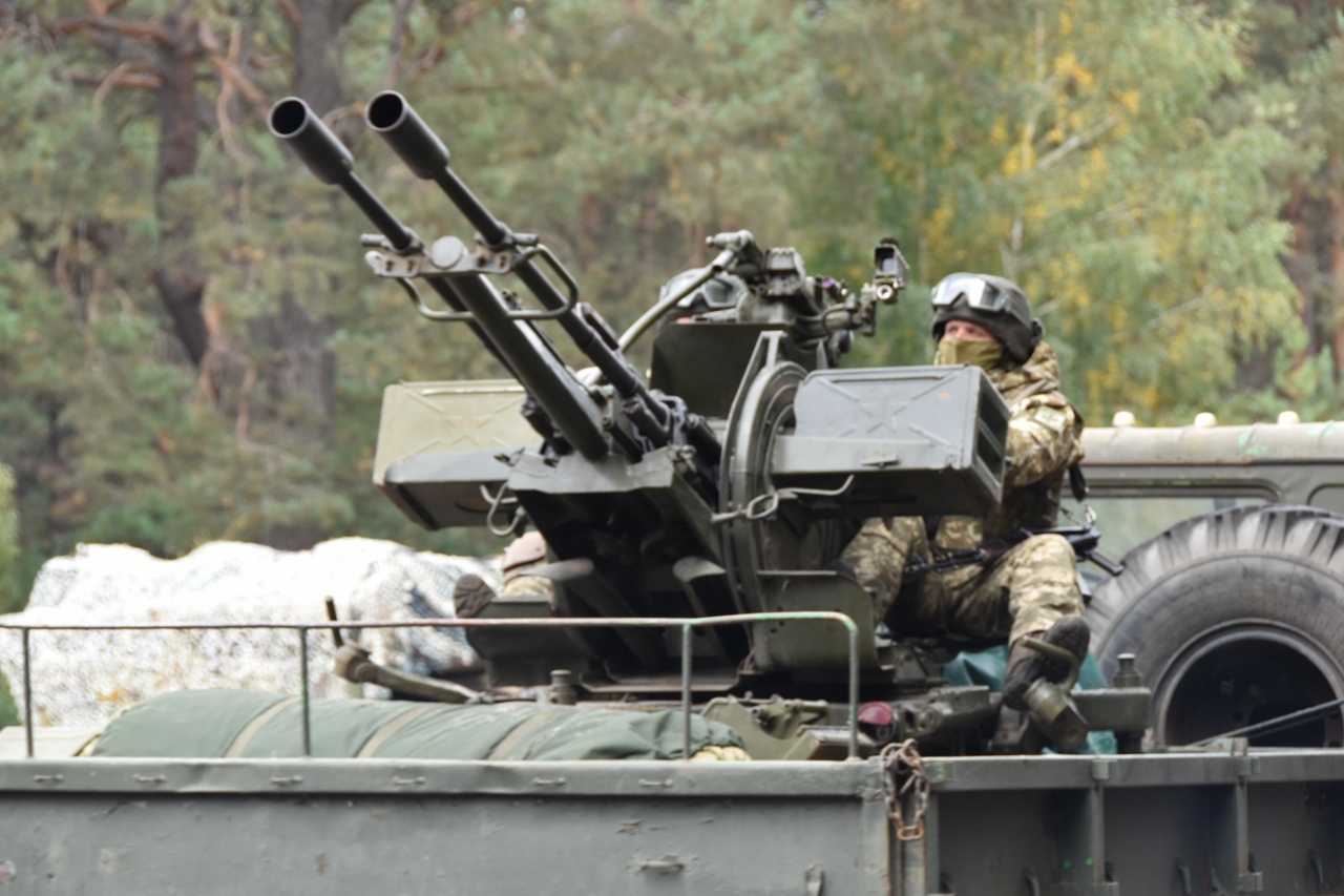 Ukraine tập trận 'Bão tố phương Bắc' để bảo vệ vùng biên giới với Belarus - Ảnh 11.