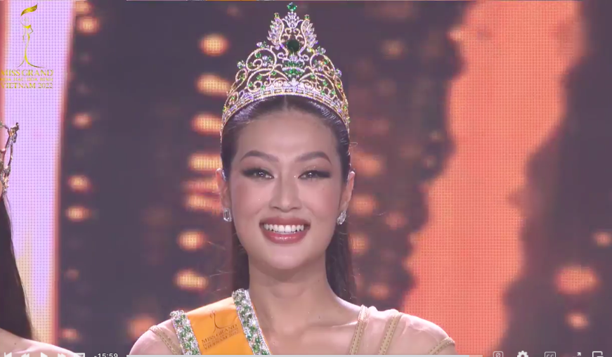 Đoàn Thiên Ân đăng quang Hoa hậu Hòa bình Việt Nam 2022 - Ảnh 23.