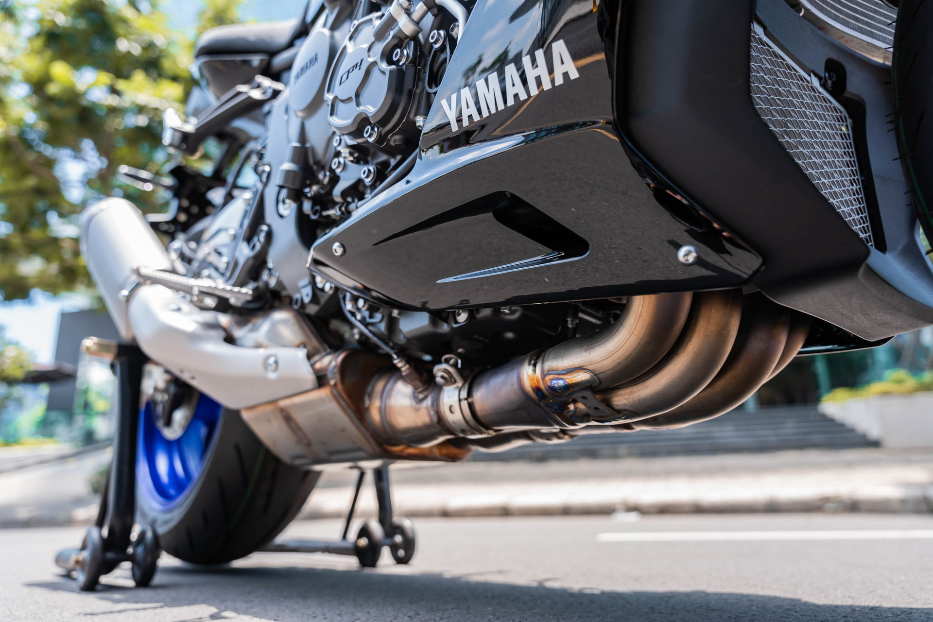 Yamaha MT-10 và MT-10 SP 2022: Thừa hưởng nhiều công nghệ của YZF-R1 - Ảnh 9.