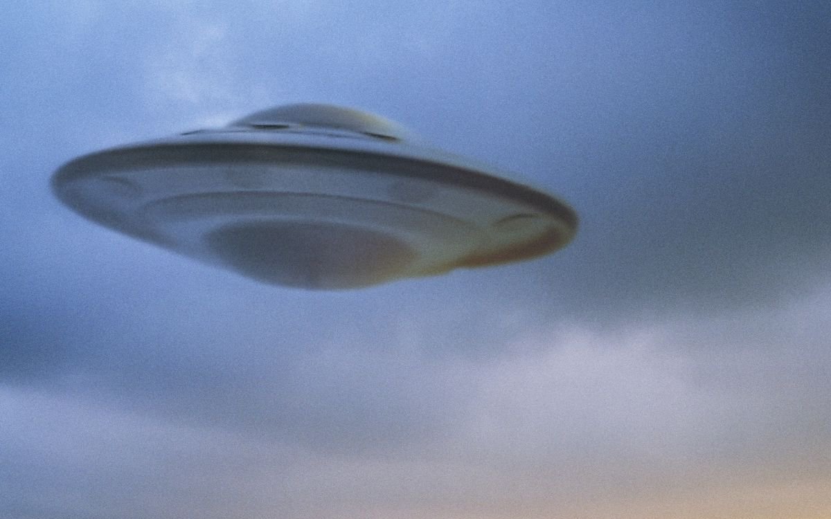 Bí ẩn những lần phi công nhìn thấy UFO trên Thái Bình Dương gần đây