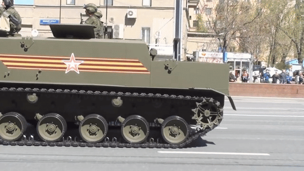 Nga tung thiết giáp nhảy dù BTR-MD vào cuộc xung đột tại Ukraine - Ảnh 5.