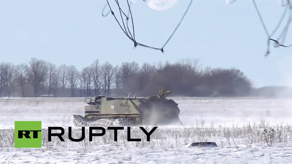 Nga tung thiết giáp nhảy dù BTR-MD vào cuộc xung đột tại Ukraine - Ảnh 8.