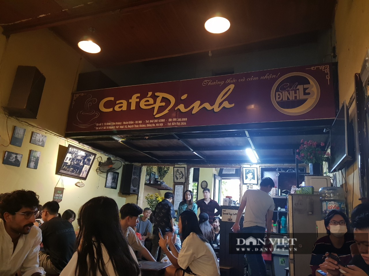 Quán cafe có tuổi đời 35 năm với món cafe trứng vang danh thu hút thực khách bất kể nắng mưa - Ảnh 5.