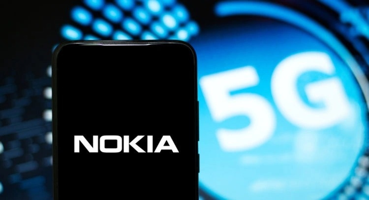 Lợi nhuận của hãng Nokia tăng &quot;èo uột&quot;, cổ phiếu lao đao - Ảnh 3.
