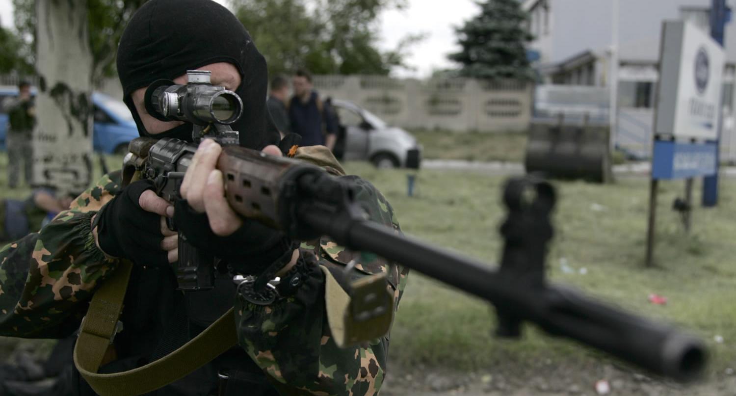 Ông Putin thử súng bắn tỉa huyền thoại Liên Xô SVD khi thị sát thao trường tân binh - Ảnh 21.