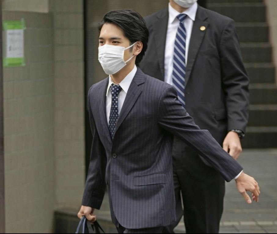 Chồng cựu Công chúa Nhật Bản đỗ kỳ thi luật sư tại New York - Ảnh 1.