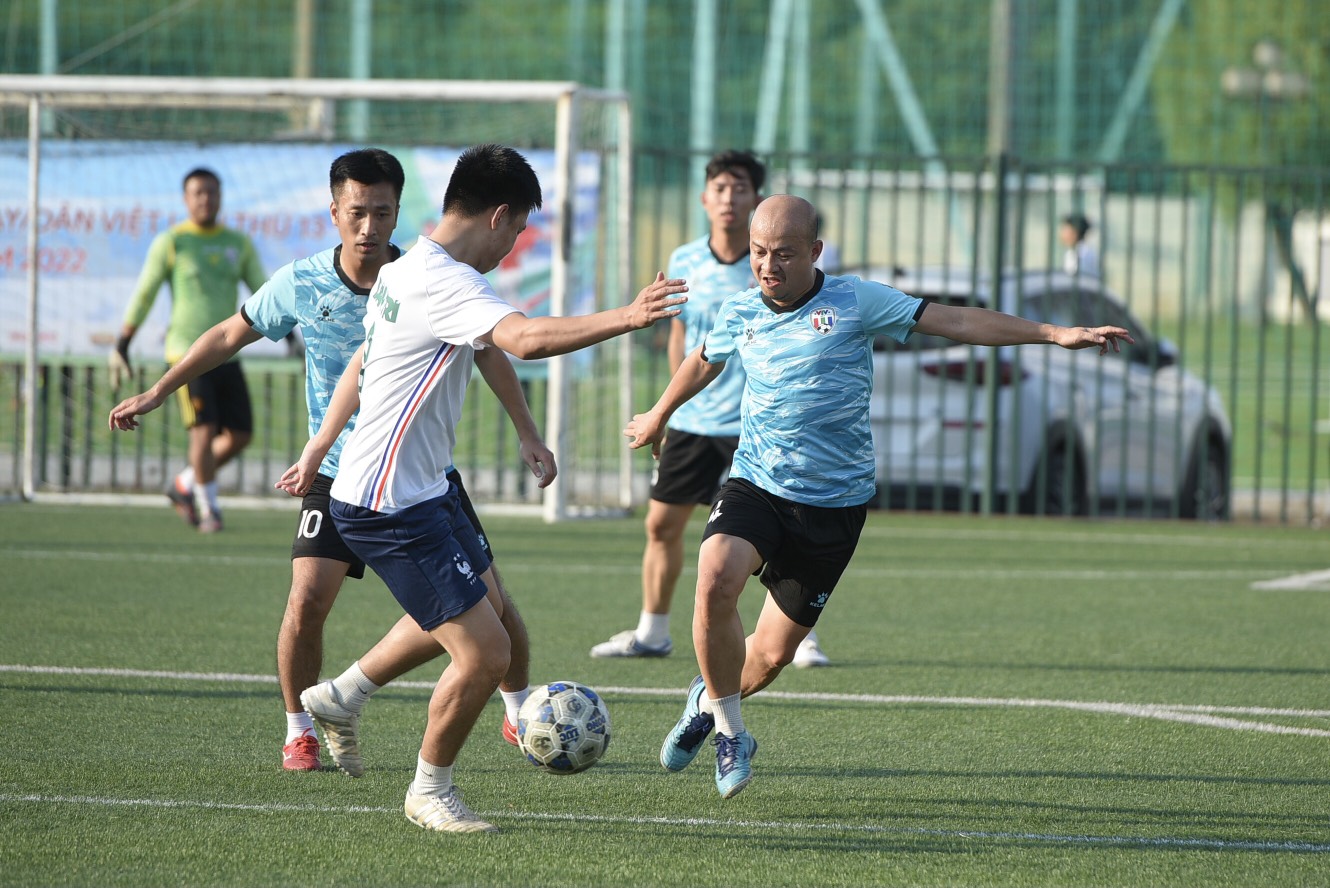 Khai mạc Giải bóng đá NTNN/Dân Việt 2022: Chủ nhà giành 3 điểm trước Vnexpress - Ảnh 7.