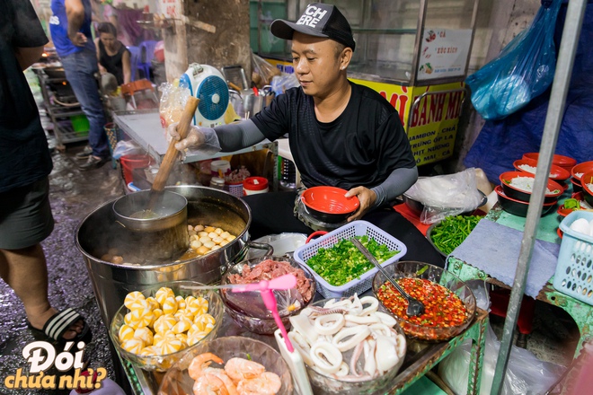 Lâu lâu ghé lại hẻm 76 Hai Bà Trưng, địa điểm ăn uống siêu rẻ nổi tiếng giữa lòng quận 1 - Ảnh 7.