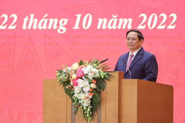 Thủ tướng nêu những việc cấp bách cho Bộ trưởng Y tế Đào Hồng Lan và Bộ trưởng GTVT Nguyễn Văn Thắng - Ảnh 1.