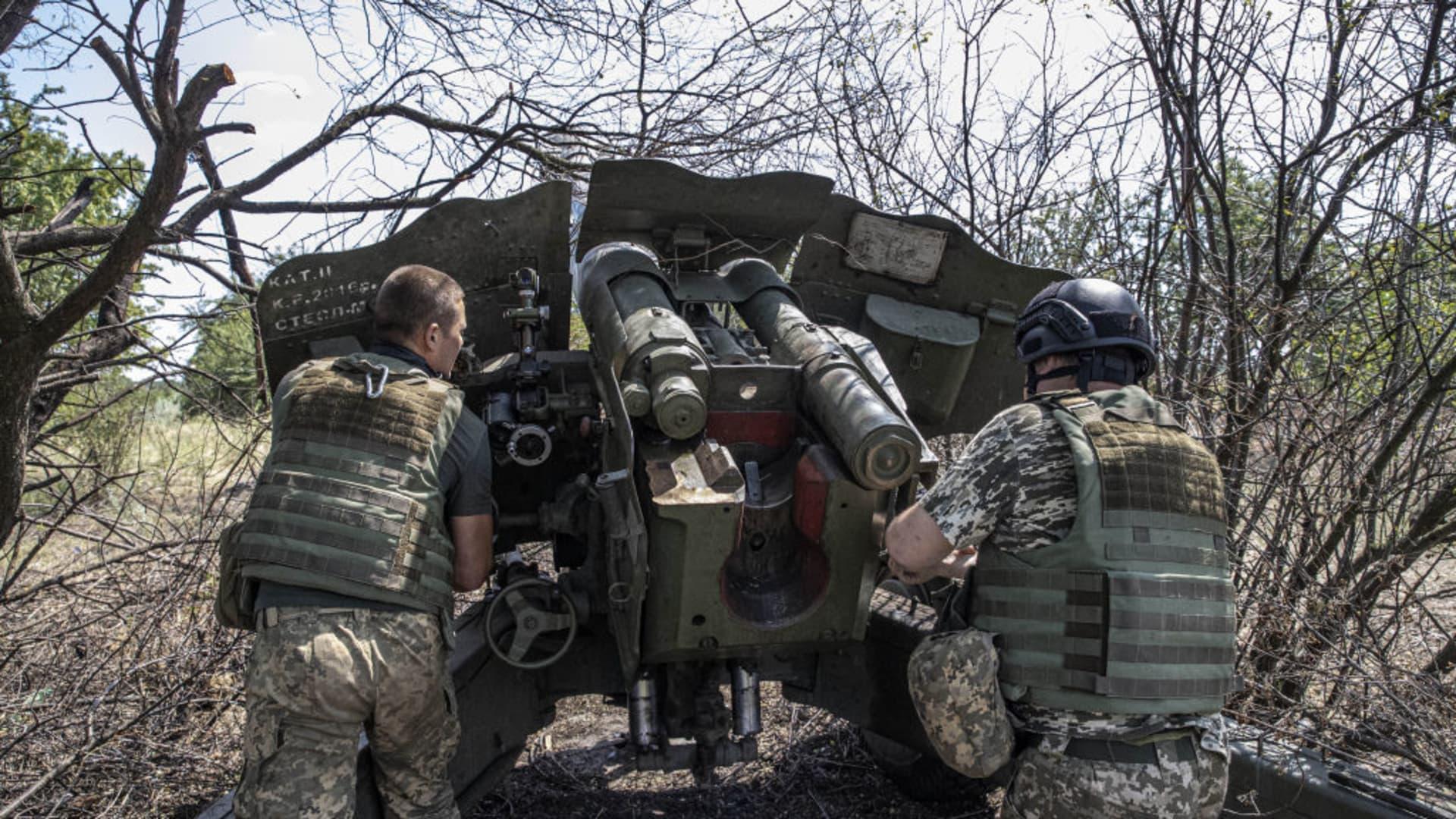 Ukraine nói Nga điều thêm quân tới Kherson để chặn đà phản công - Ảnh 11.