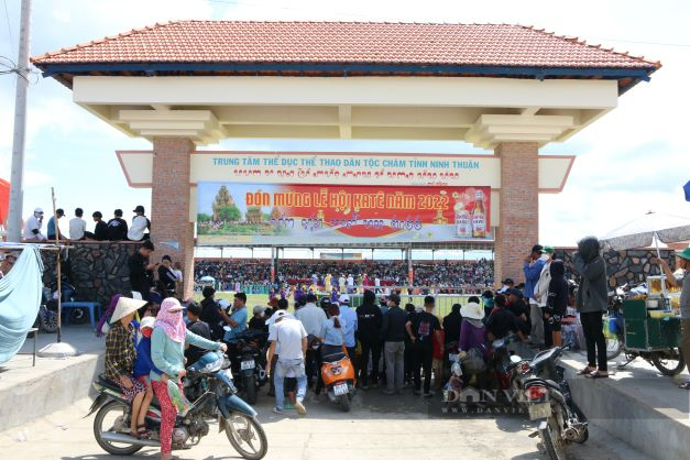 Ninh Thuận: Người Chăm tưng bừng đón chào năm mới và khai hội Katê 2022 - Ảnh 10.