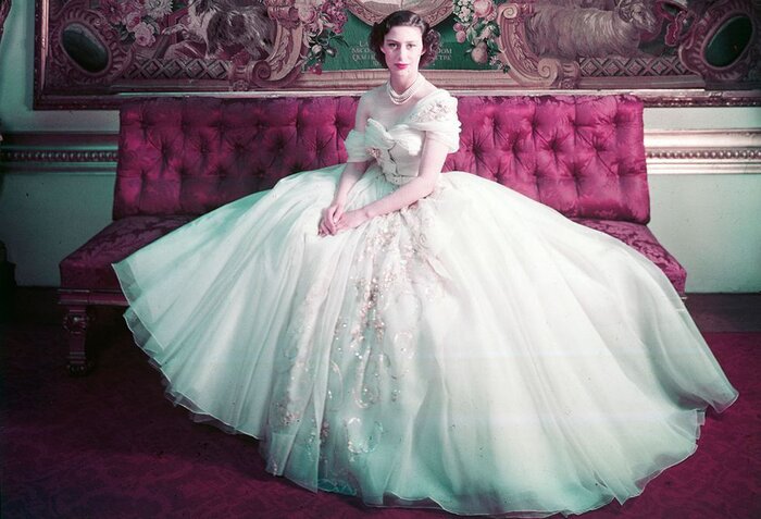Christian Dior - Gã khổng lồ thời trang thế kỷ 20 không được lòng quý cô Chanel - Ảnh 8.