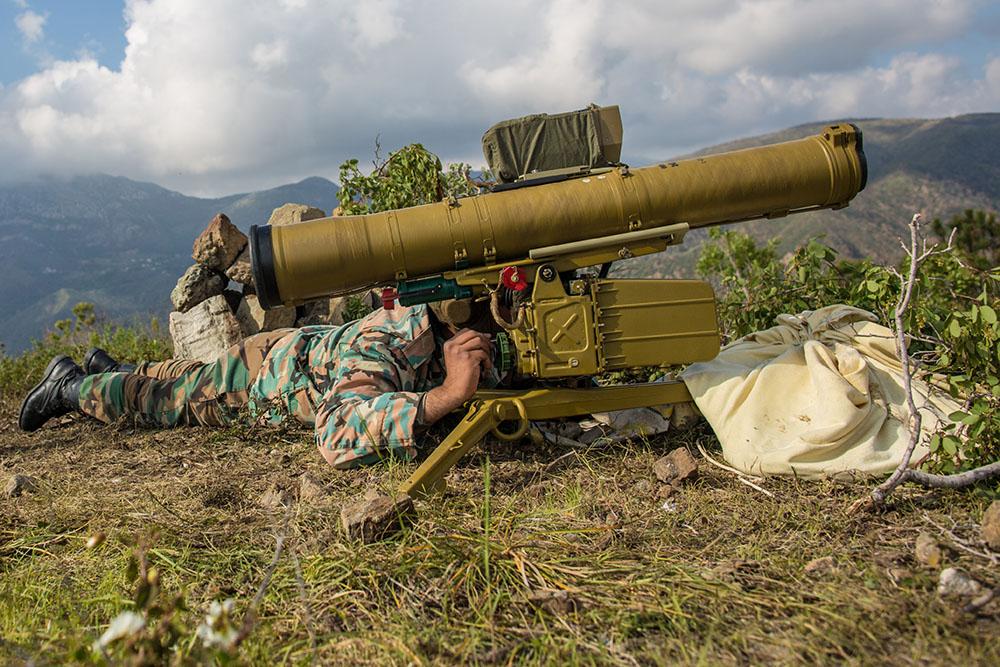 Quân đội Ukraine tung ra mặt trận hệ thống chống tăng tự hành 9P148 &quot;hàng hiếm&quot; - Ảnh 11.