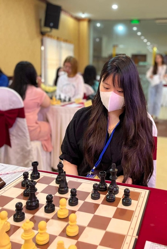 Vẻ ngoài xinh xắn của hot girl cờ vua 17 tuổi vừa giành HCV Châu Á - Ảnh 6.