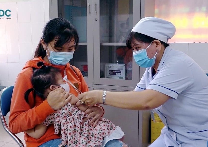 TP.HCM đứng trước nguy cơ thiếu hàng loạt vaccine tiêm chủng mở rộng - Ảnh 1.