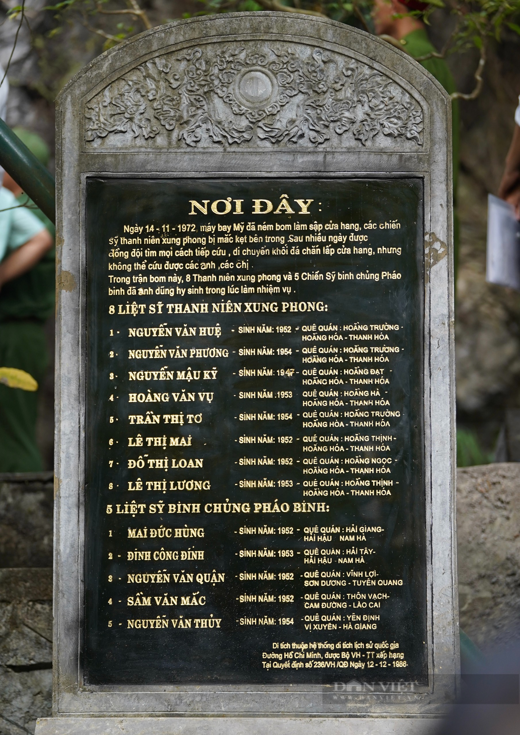 Tưởng niệm 50 năm ngày hy sinh của các Anh hùng liệt sĩ tại hang Tám Cô - Ảnh 4.