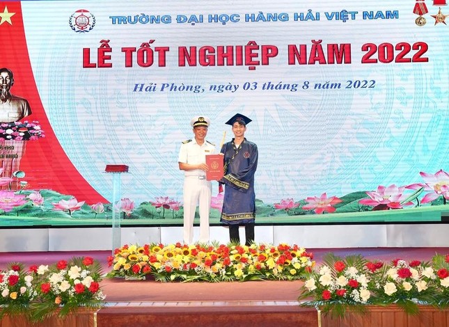 Chuyện về thủ khoa tốt nghiệp đạt điểm cao nhất trong lịch sử trường Đại học Hàng hải Việt Nam - Ảnh 1.