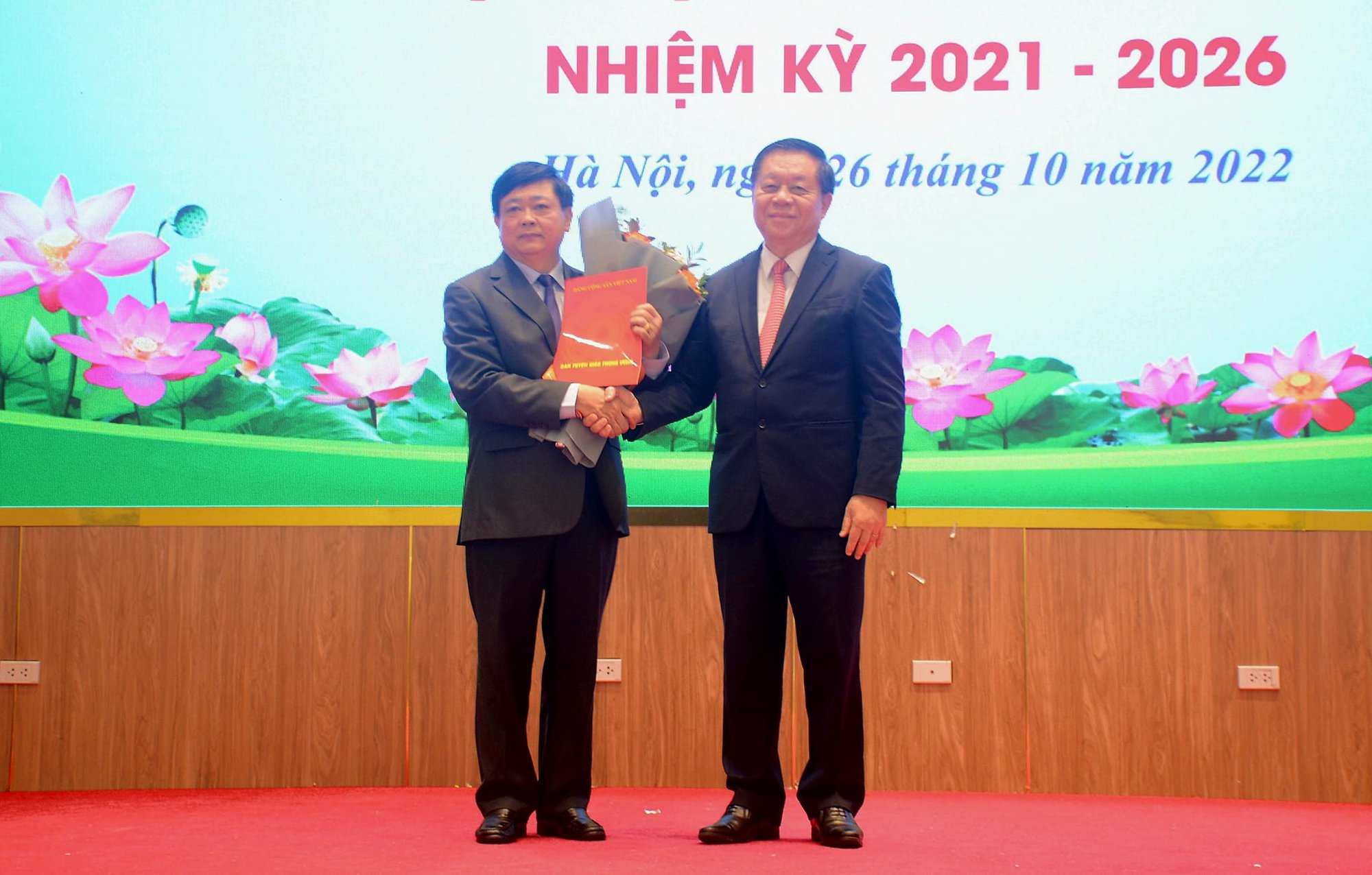 Ra mắt Hội đồng Lý luận, phê bình, văn học, nghệ thuật Trung ương nhiệm kỳ 2021 – 2026 - Ảnh 5.