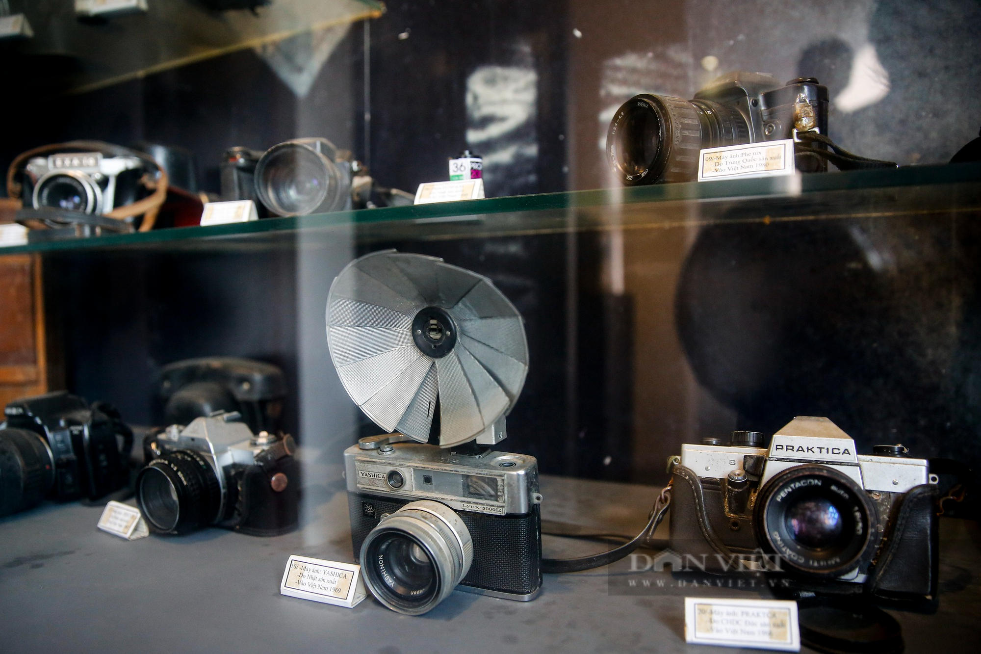 Khám phá bảo tàng nhiếp ảnh đầu tiên tại Hà Nội do dân làng góp tiền xây dựng - Ảnh 11.