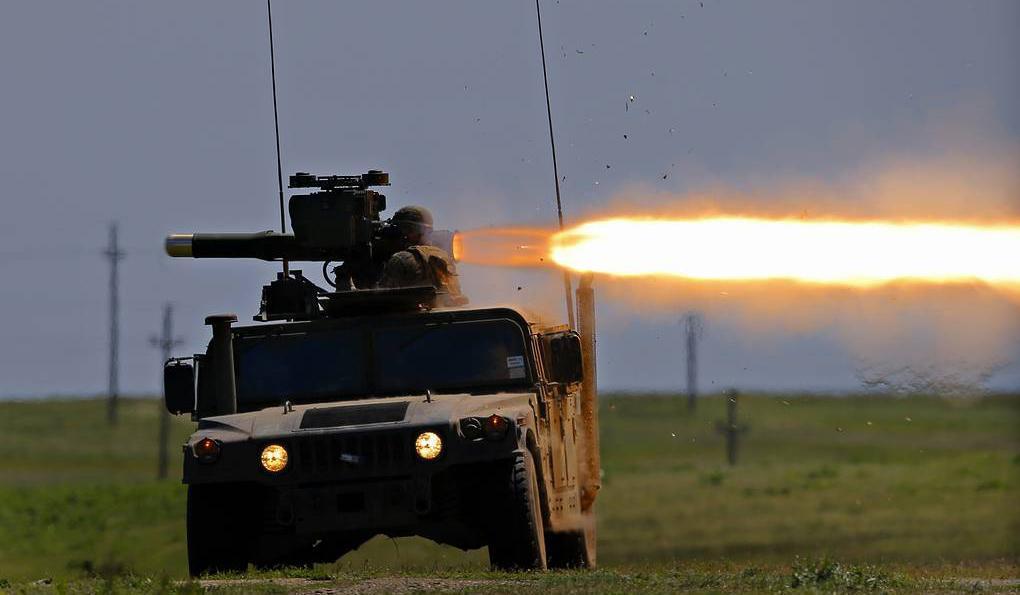 Binh lính Ukraine sử dụng &quot;sát thủ diệt tăng&quot; TOW Mỹ đối đầu tăng thiết giáp Nga tại Kherson - Ảnh 16.