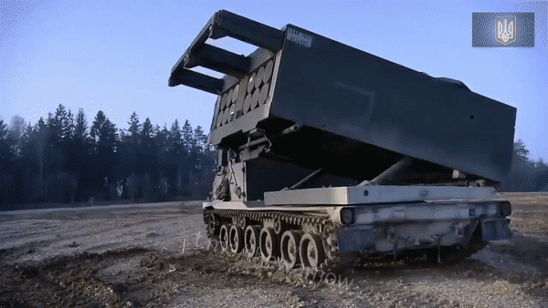 Đức viện trợ pháo phản lực mạnh nhất NATO cho Ukraine - Ảnh 17.