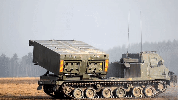 Đức viện trợ pháo phản lực mạnh nhất NATO cho Ukraine - Ảnh 6.
