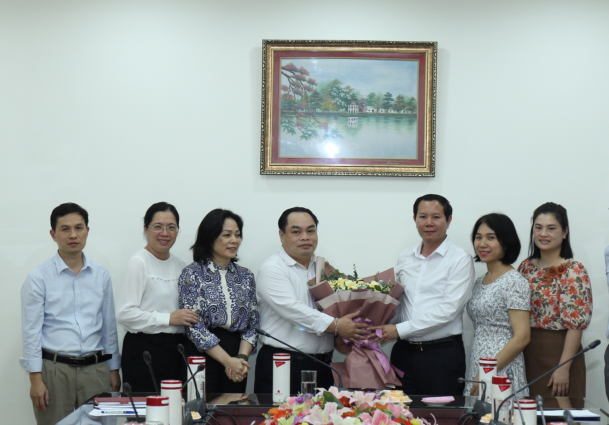 Trung ương Hội Nông dân Việt Nam: Trao Quyết định điều động và bổ nhiệm chức danh Phó Trưởng ban Tuyên giáo Trung ương Hội - Ảnh 3.