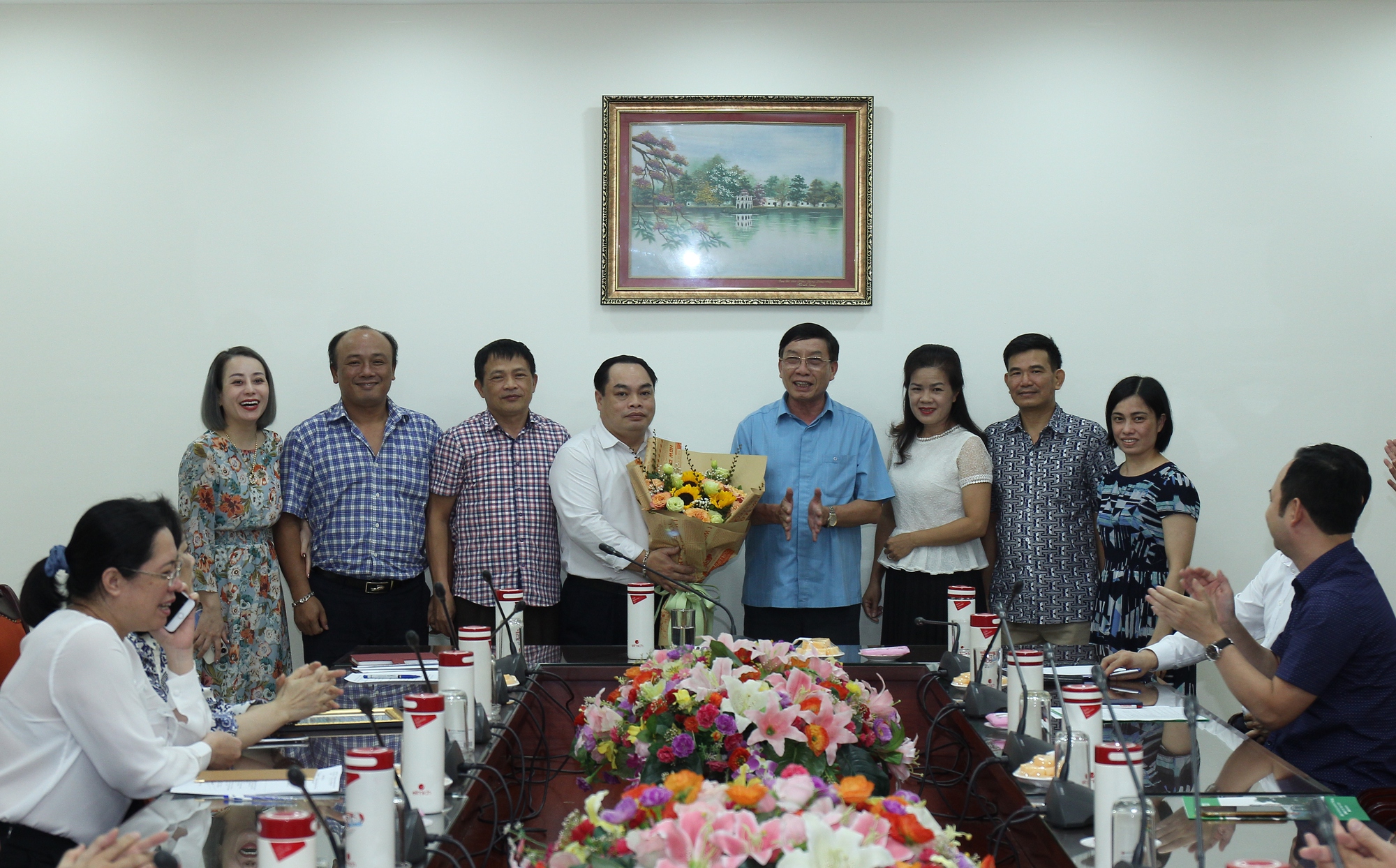 Trung ương Hội Nông dân Việt Nam: Trao Quyết định điều động và bổ nhiệm chức danh Phó Trưởng ban Tuyên giáo Trung ương Hội - Ảnh 2.