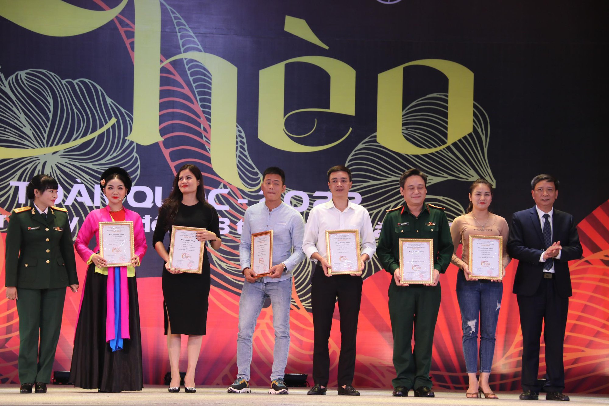 Liên hoan Chèo toàn quốc 2022: Hà Nội, Thái Bình, Hải Phòng, Thanh Hóa ẵm hàng loạt Huy chương vàng  - Ảnh 6.