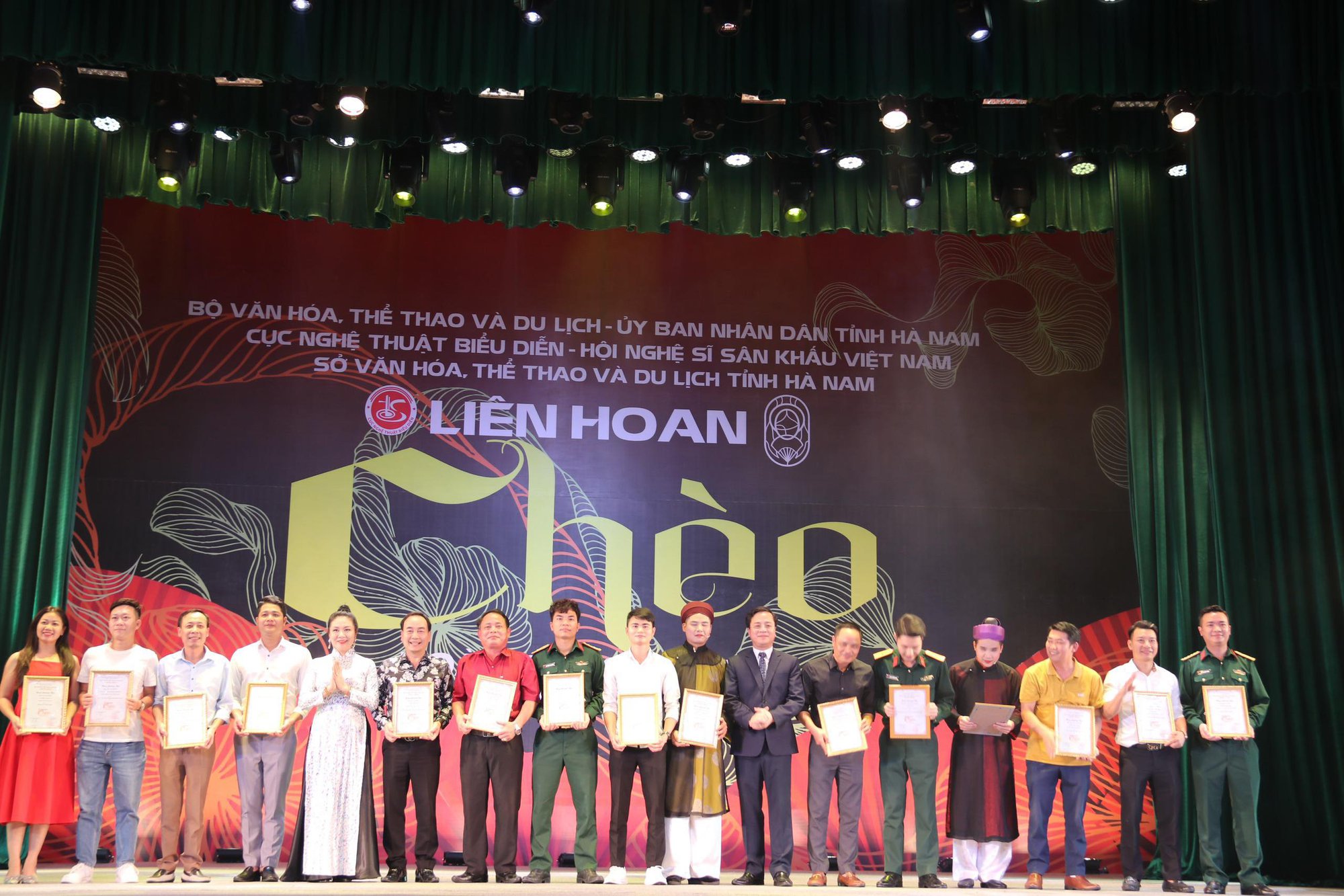 Liên hoan Chèo toàn quốc 2022: Hà Nội, Thái Bình, Hải Phòng, Thanh Hóa ẵm hàng loạt Huy chương vàng  - Ảnh 5.
